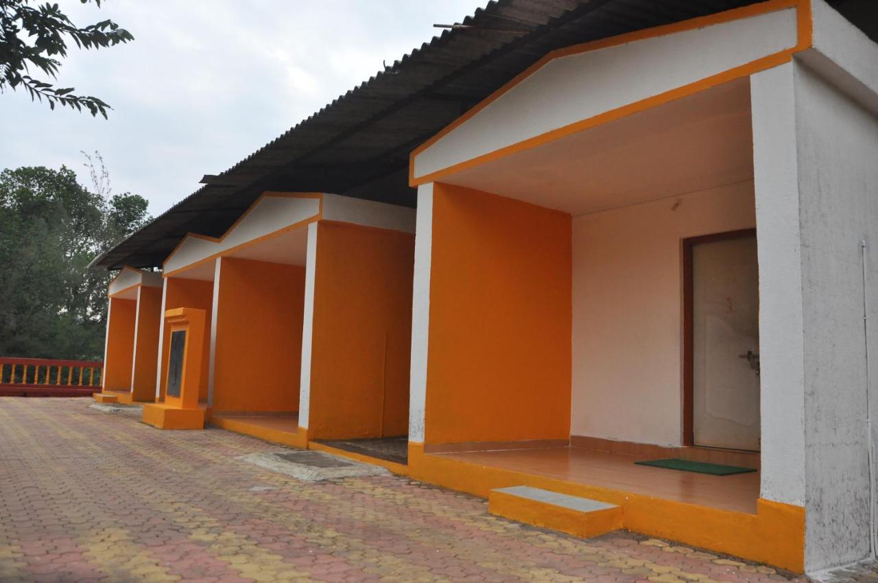 Koyna Lake Resort Koynanagar Exteriér fotografie