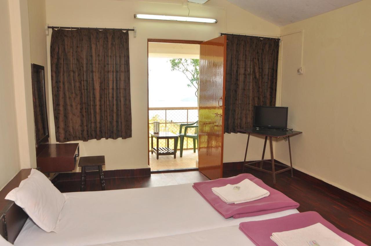 Koyna Lake Resort Koynanagar Exteriér fotografie